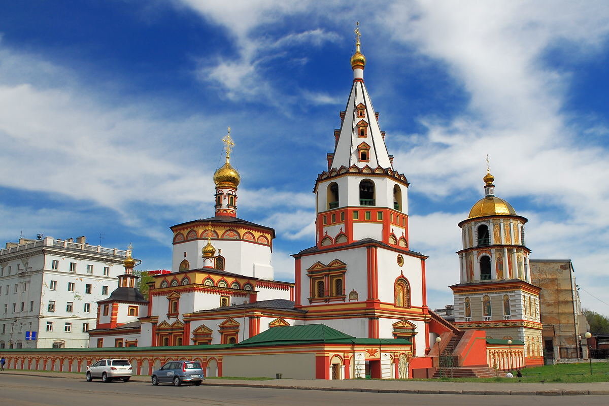 Пять уникальных храмов в центре Иркутска