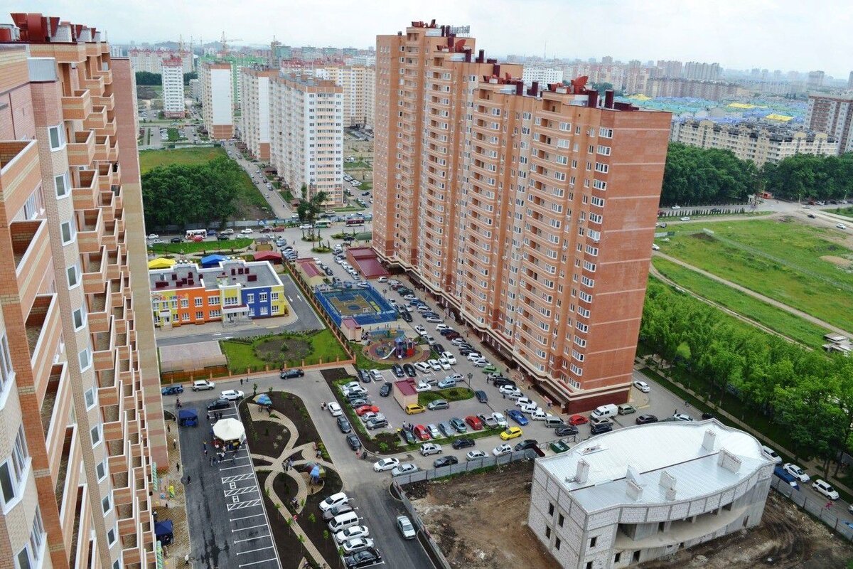 Жк губернский. Краснодар улица Генерала Яцкова. Фото Краснодар ул Передерия 64 дома втяз.