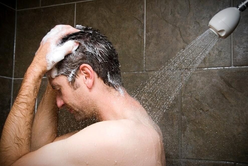 Как мыть длинные волосы в душе