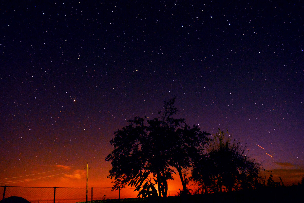 Кто мы в масштабах вселенной? Да никто, ничто... даже меньше... Так почему тогда нас вообще что-то волнует? 