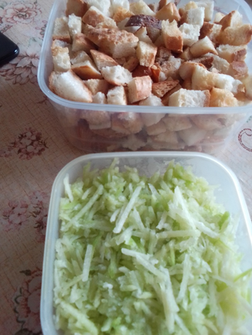 Сухарики и зеленая редька