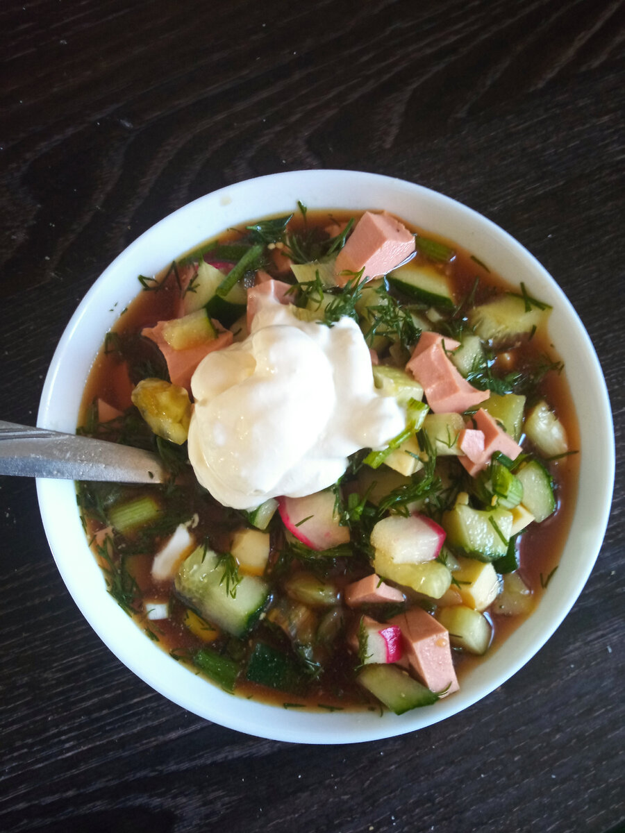 Квас на окрошке ( о крошка. Просто забавно)