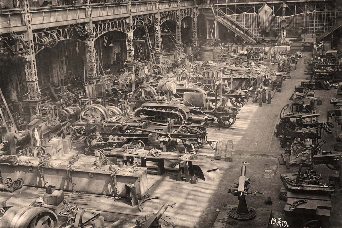 кировский завод путиловский. путиловский завод в петербурге до 1917. старый парвиайнен завод. заводы петрограда. заводы петрограда.