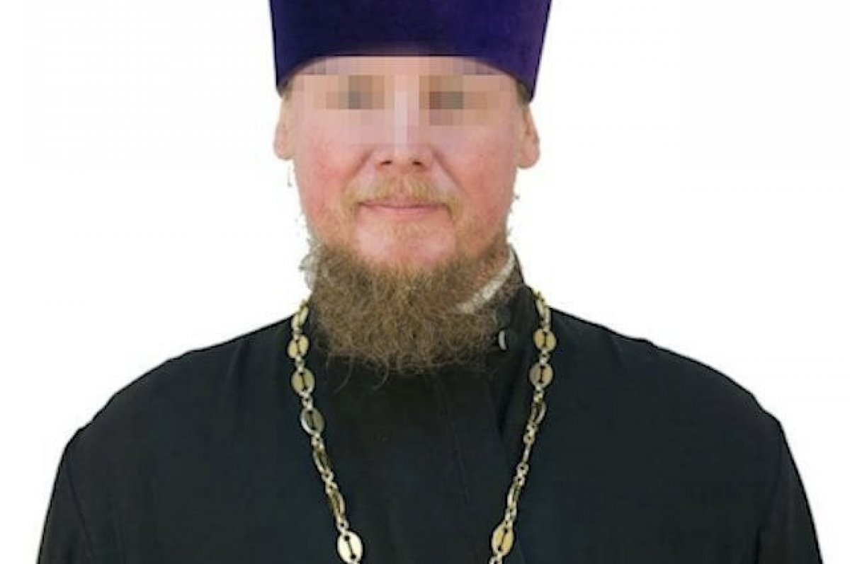    Пил, приставал и избивал.