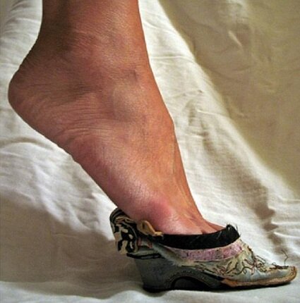 Туфелька китайских женщин