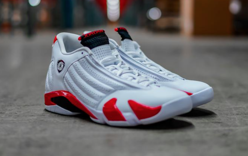 Air jordan 14 store candy cane 2018