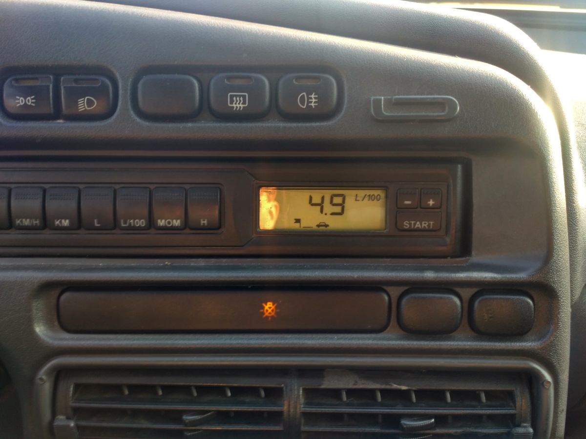 Расход 4.9л/100км