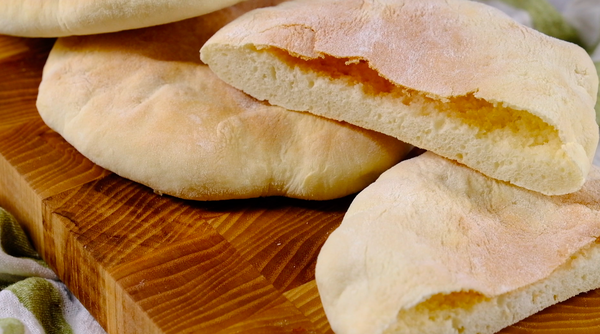 Пита с кармашком - самый удобный хлеб для бутербродов на работу/школу/пикник: видео и пошаговый фото рецепт