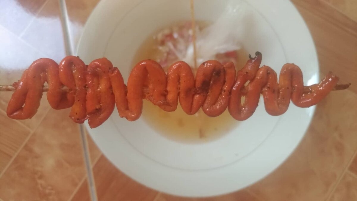 Ем исав дома.