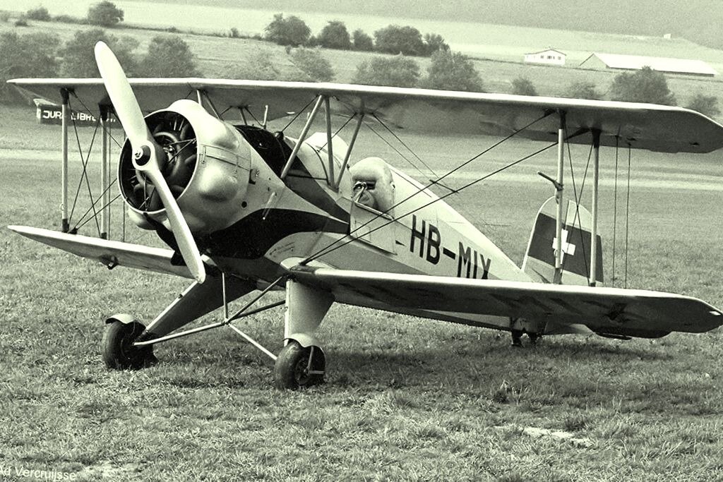 Bücker Bü 133 (швейцарский); все фото данной статьи взяты из открытых источников