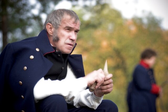 Сергей Гармаш в роли лицейского дядьки Сазонова