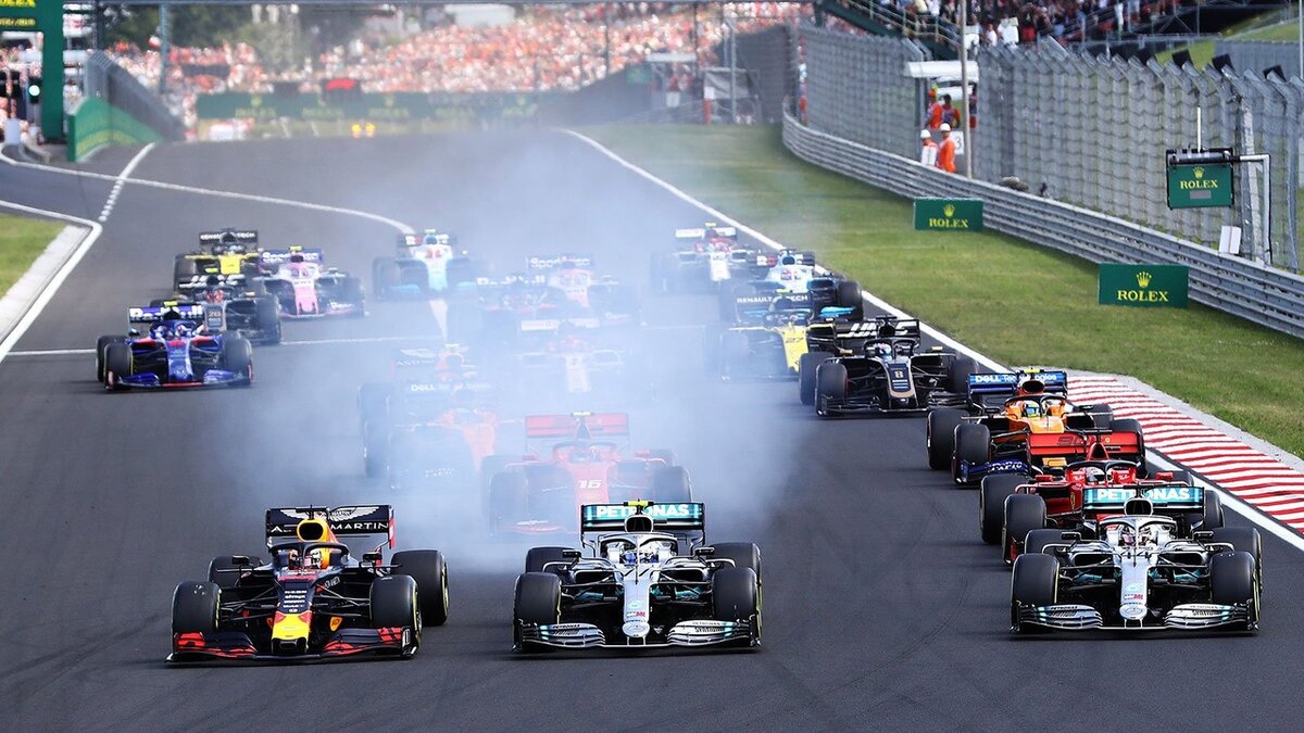 Старт Гран-при Венгрии 2019 года