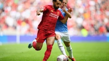 Фото: twitter.com/lfcПосле великолепного прошлого сезона, наполненного интригой о победителе до самого финиша чемпионата, количество желающих прикоснуться к футболу туманного Альбиона явно увеличилось.
