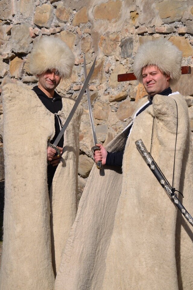 Два джигита- гида @tours_around_georgia