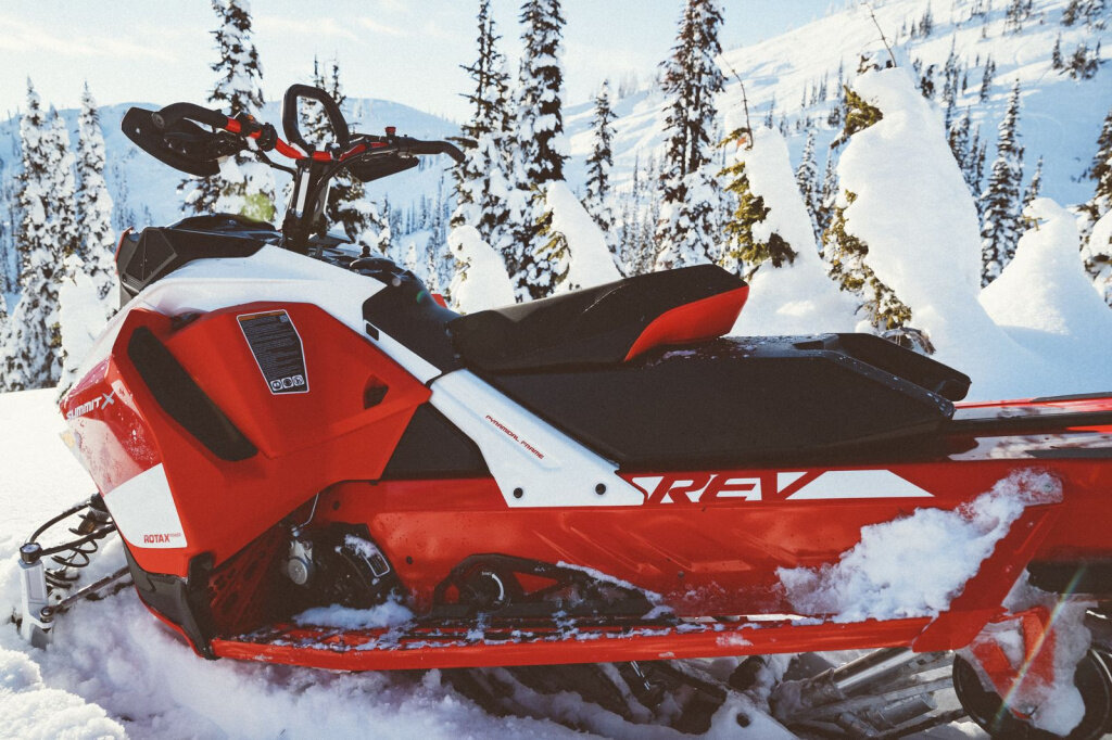 Ski-Doo Summit 2020 платформа Rev Gen 4