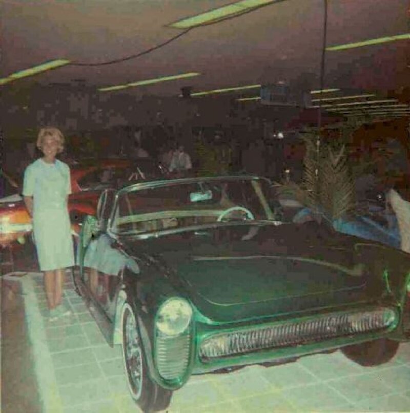 Дебют на выставке