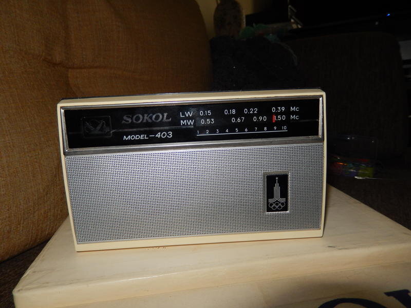 Радиоприемник Sokol-403 олимпийского выпуска  без "кожаного пиджака" 