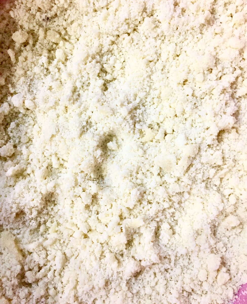 Размяли в однородную крошку