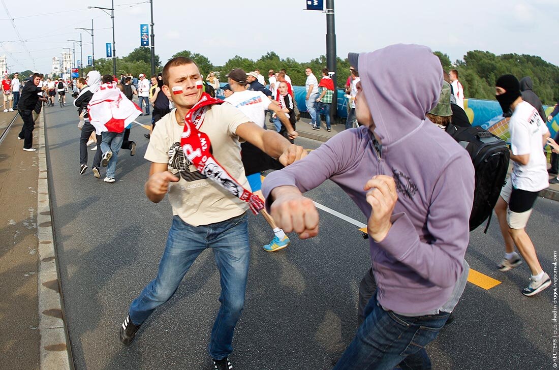Фото взято из открытых источников в интернете. Польша, драка, русские, поляки