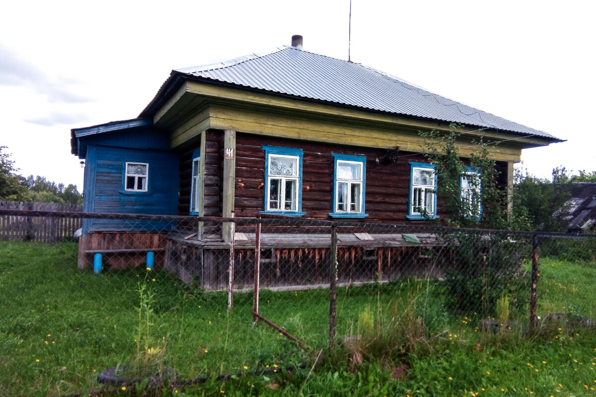 100 бабушка решила продать дом. 100 бабушка решила продать дом. дом бабули из торонто. 100 бабушка решила продать дом. старый дом в деревне.