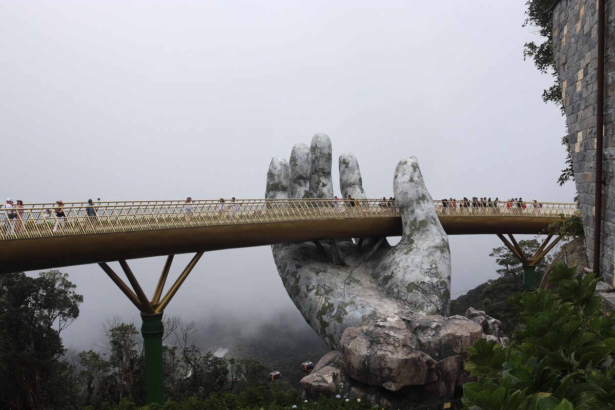 Золотой мост близ г. Дананг