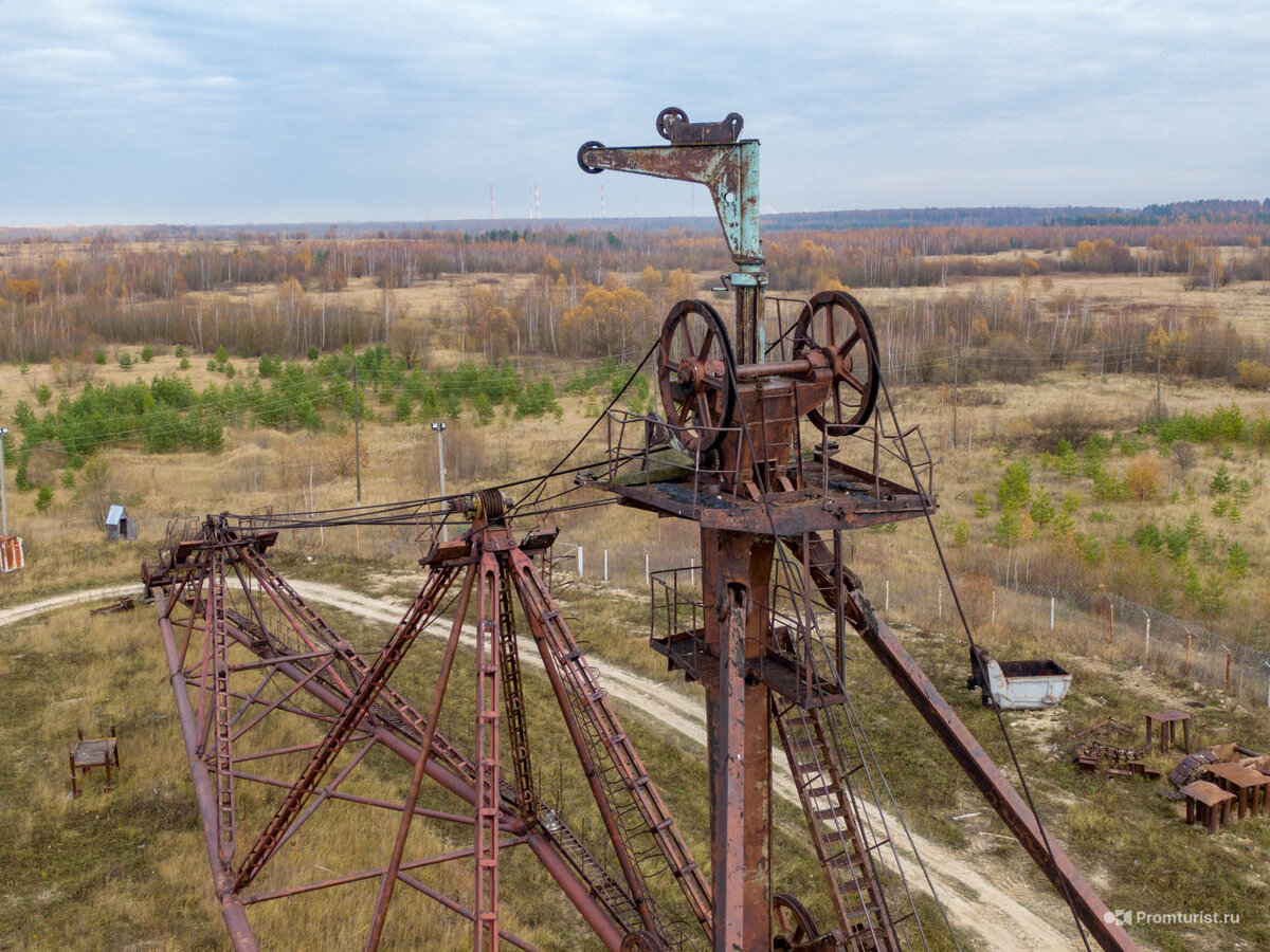 Ржавые гиганты ушедшей эпохи. Их вес 700 тонн, а в ковш поместится автомобиль ?⛓?