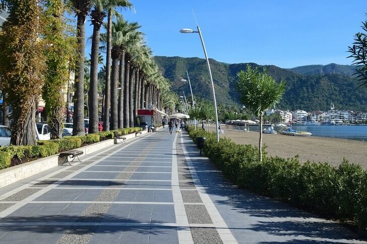 Набережная