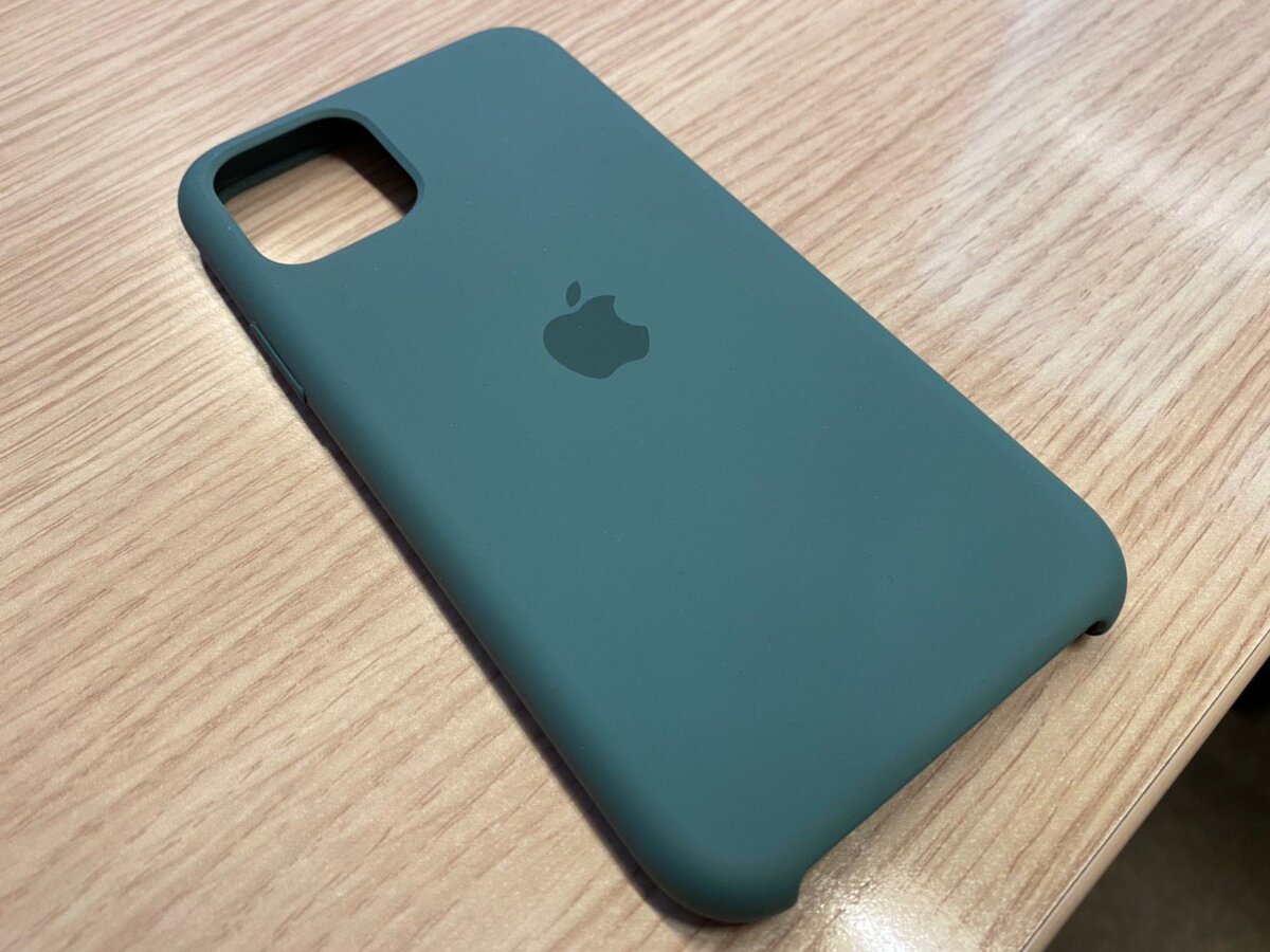 Фирменный силиконовый чехол Apple