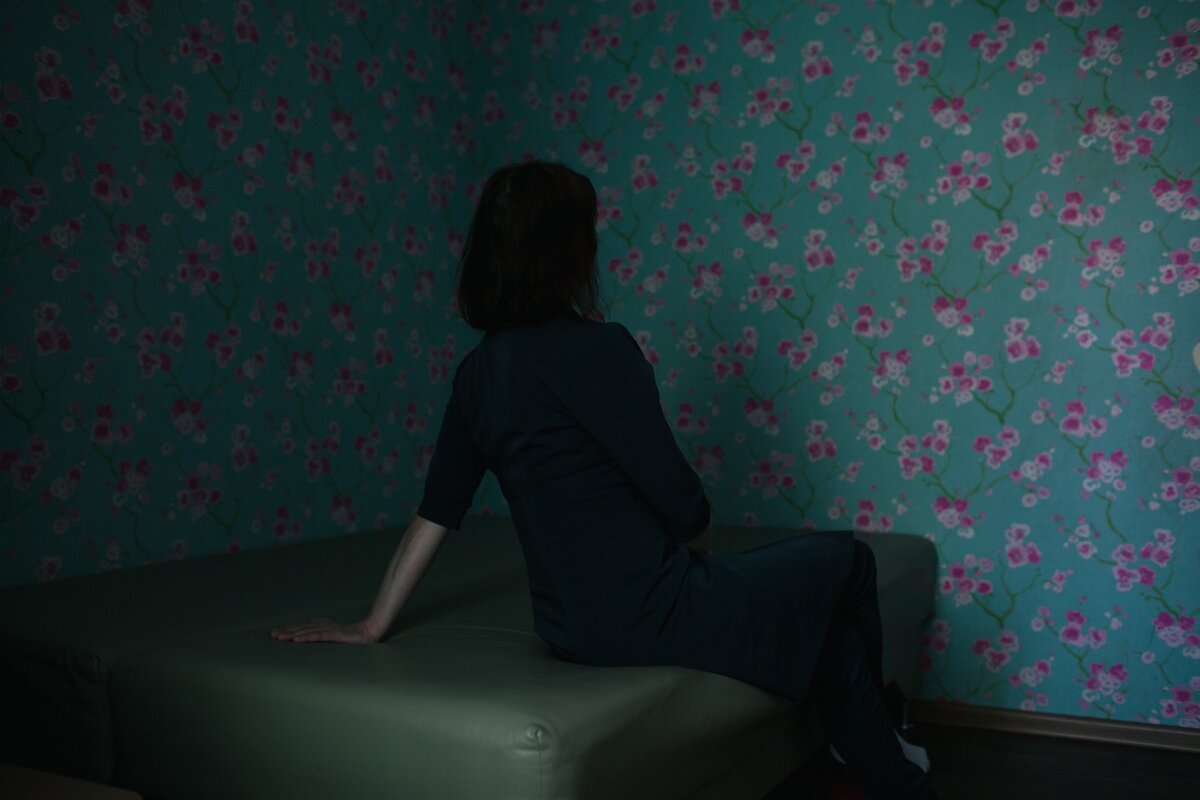 Татьяна в кризисной квартире организации «Аистёнок»/Фото: Аня Марченкова для Фонда Ройзмана