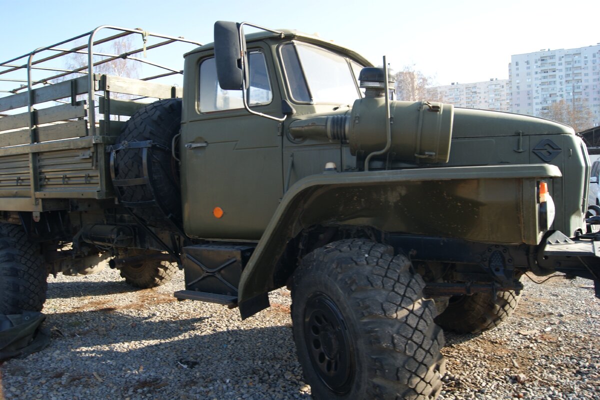 Автомобиль Урал который купили на аукционе в прошлом году.