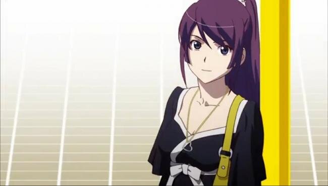 
Сеньоугахара Хитаги – это та ещё горячая штучка! Она представляет собой поразительного персонажа с блестящими фиолетовыми волосами и гламурным внешним видом. Она очень остроумна и может быть слегка грубой в разговоре с людьми, но это только потому, что Сеньоугахара искренна и не боится говорить правду в лицо. Именно эту черту заметил в ней главный герой Истории Монстров - Арараги. Сеньоугахара прошла через многое: она была поражена невесомостью из-за крабовидного существа, помимо этого, её семья стала жертвой мошенников, которые утверждали, что могут помочь ей излечится от недуга. Становится ясно, почему она относится недоброжелательно и недоверчиво к людям. Но Сеньоугахара влюбляется в нерешительного Арараги и встаёт на путь растопления своего холодного сердца.