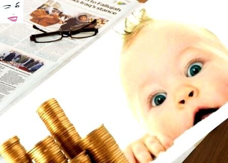 Родителям, имеющим детей до 3 лет полагается выплата 5 тысяч рублей.