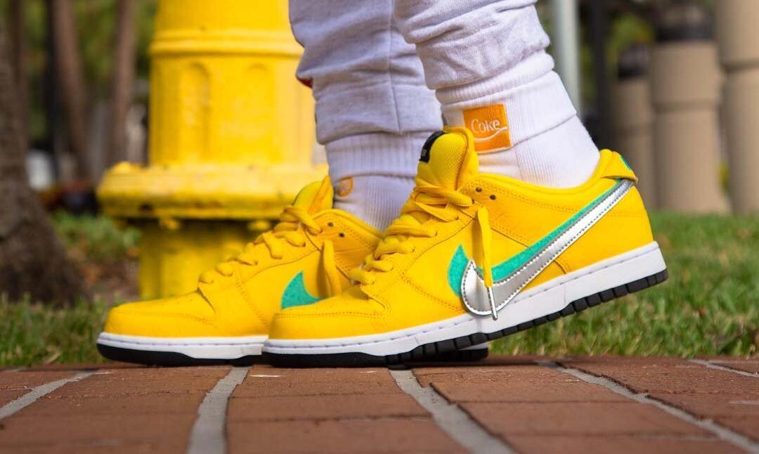 Diamond nike sb yellow online