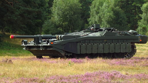 Безбашенный танк Stridsvagn 103 или 