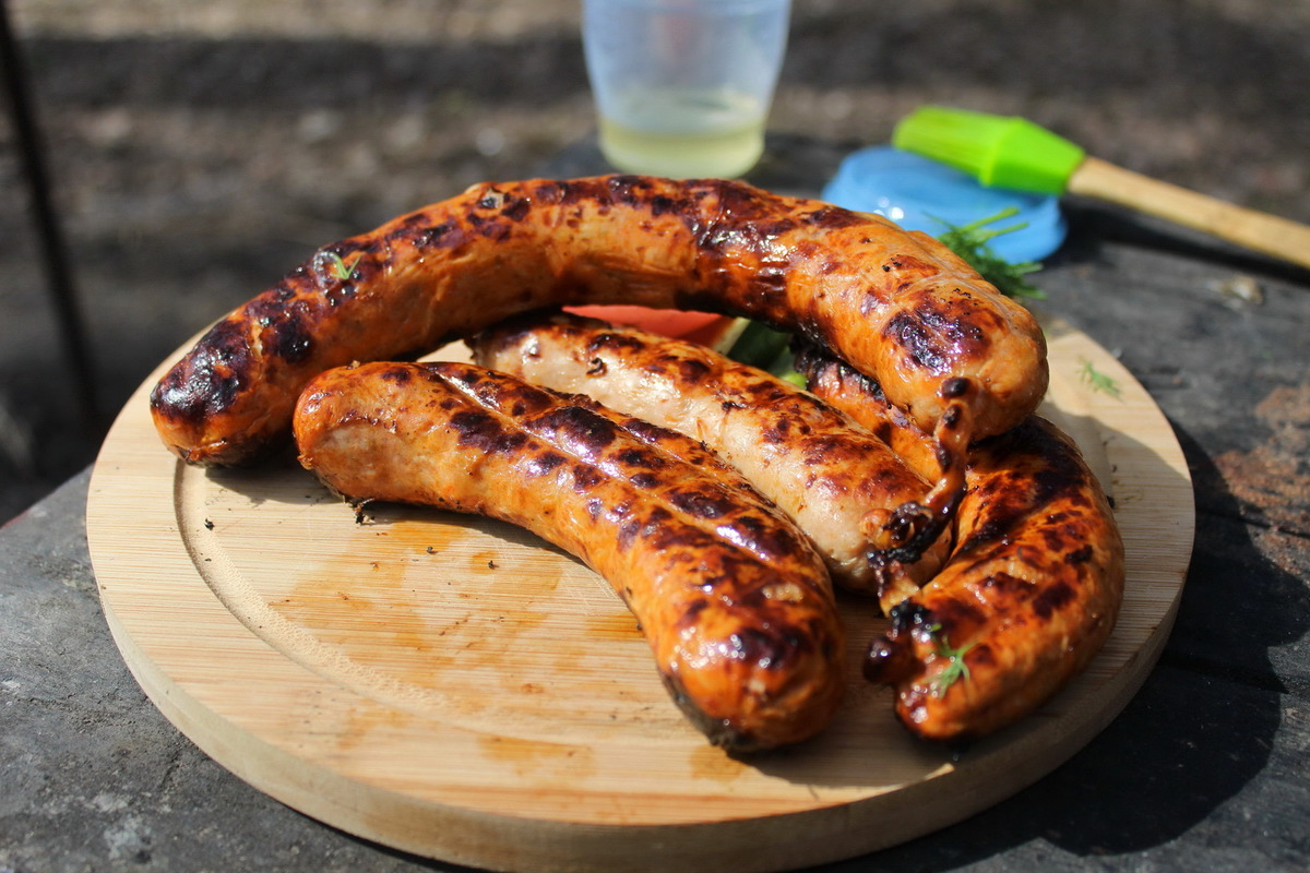 Тюрингские колбаски на гриле