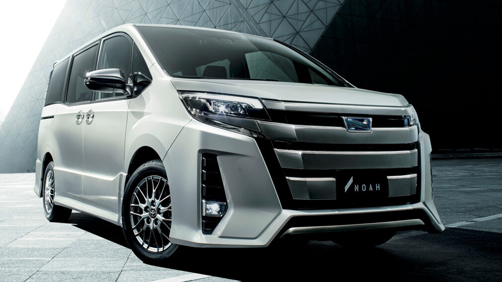 Toyota Noah третьего поколения (R80) (c 2014 г.)