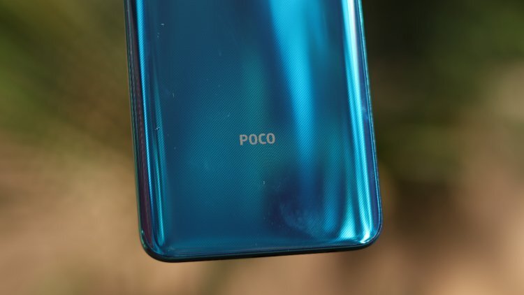 Что лучше хонор или поко. Смартфон Xiaomi poco c40. Poco c40 зеленый. Redmi k40 Ultra. Mi 11t.