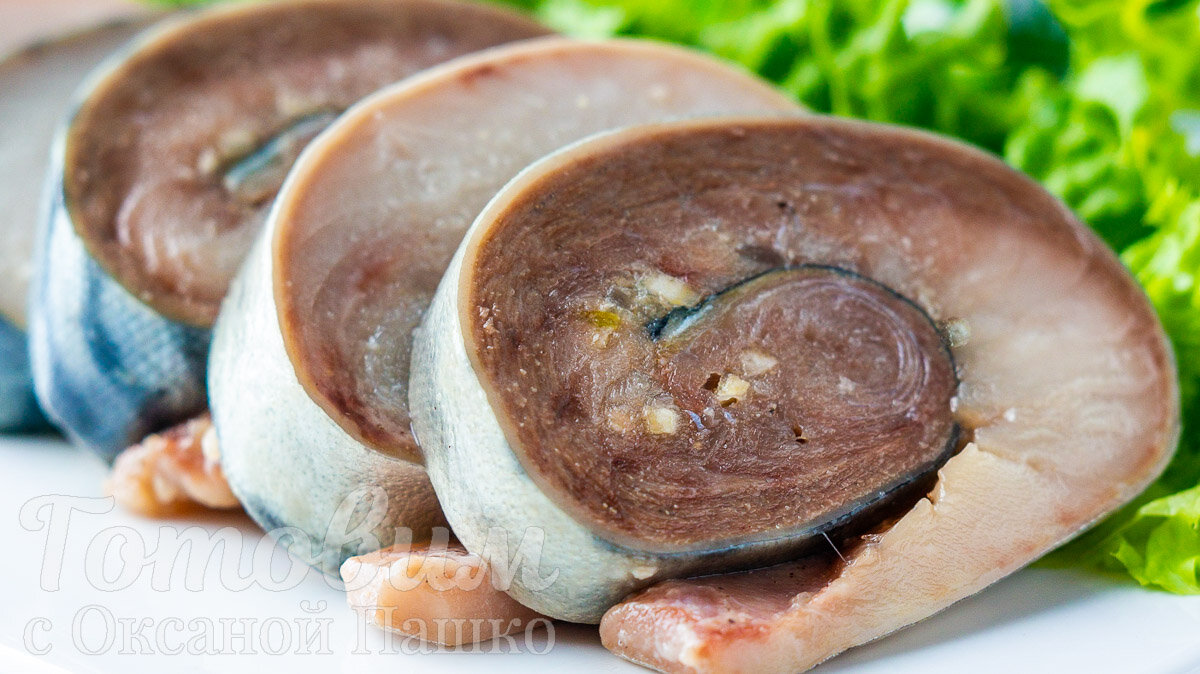 Рулетики из скумбрии