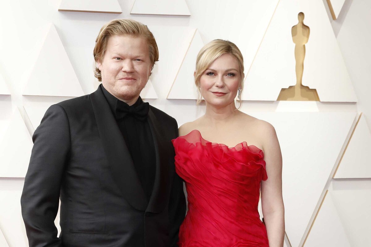     Кирстен Данст тайно вышла замуж