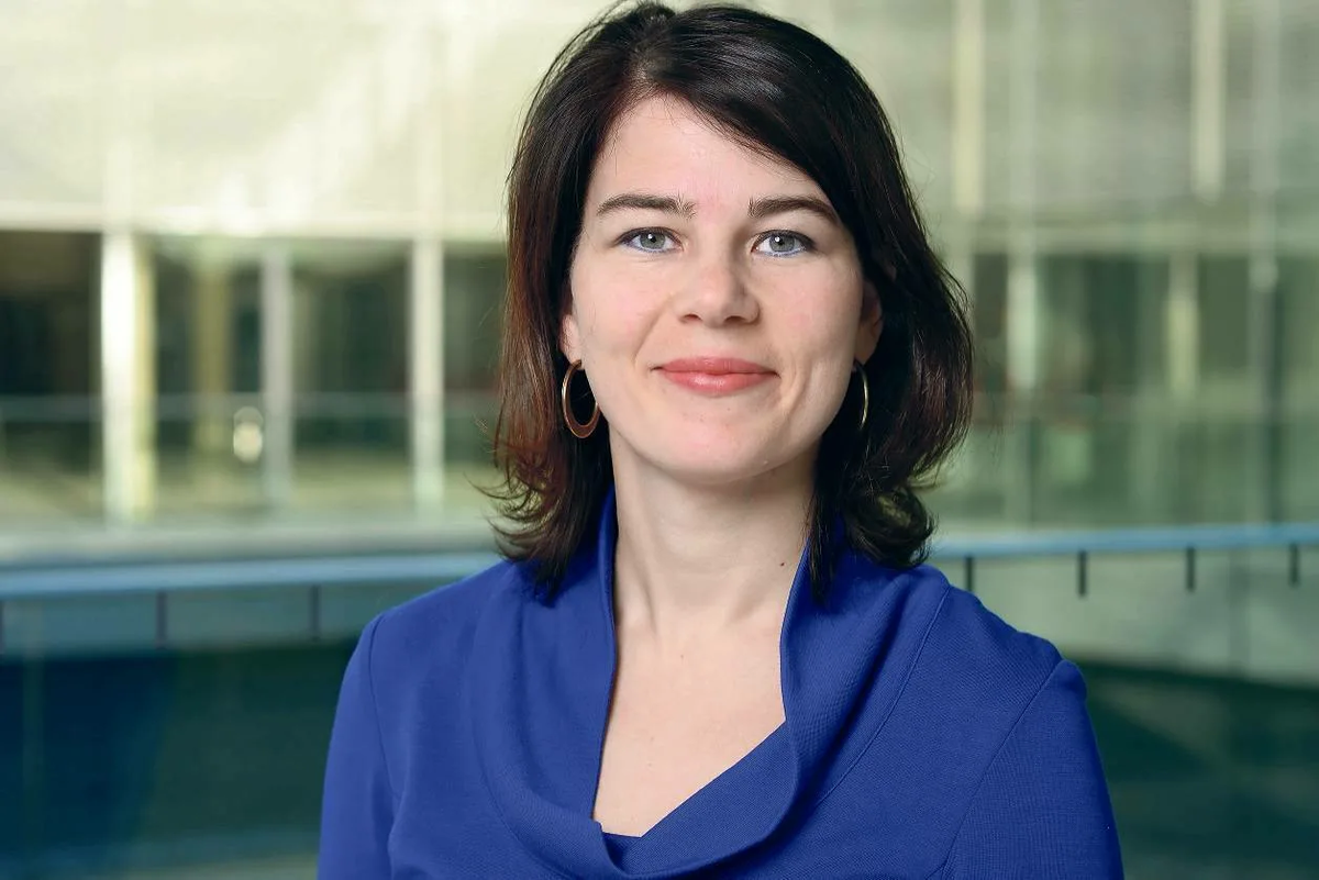 Яндекс.Картинки. Анналена Бербок