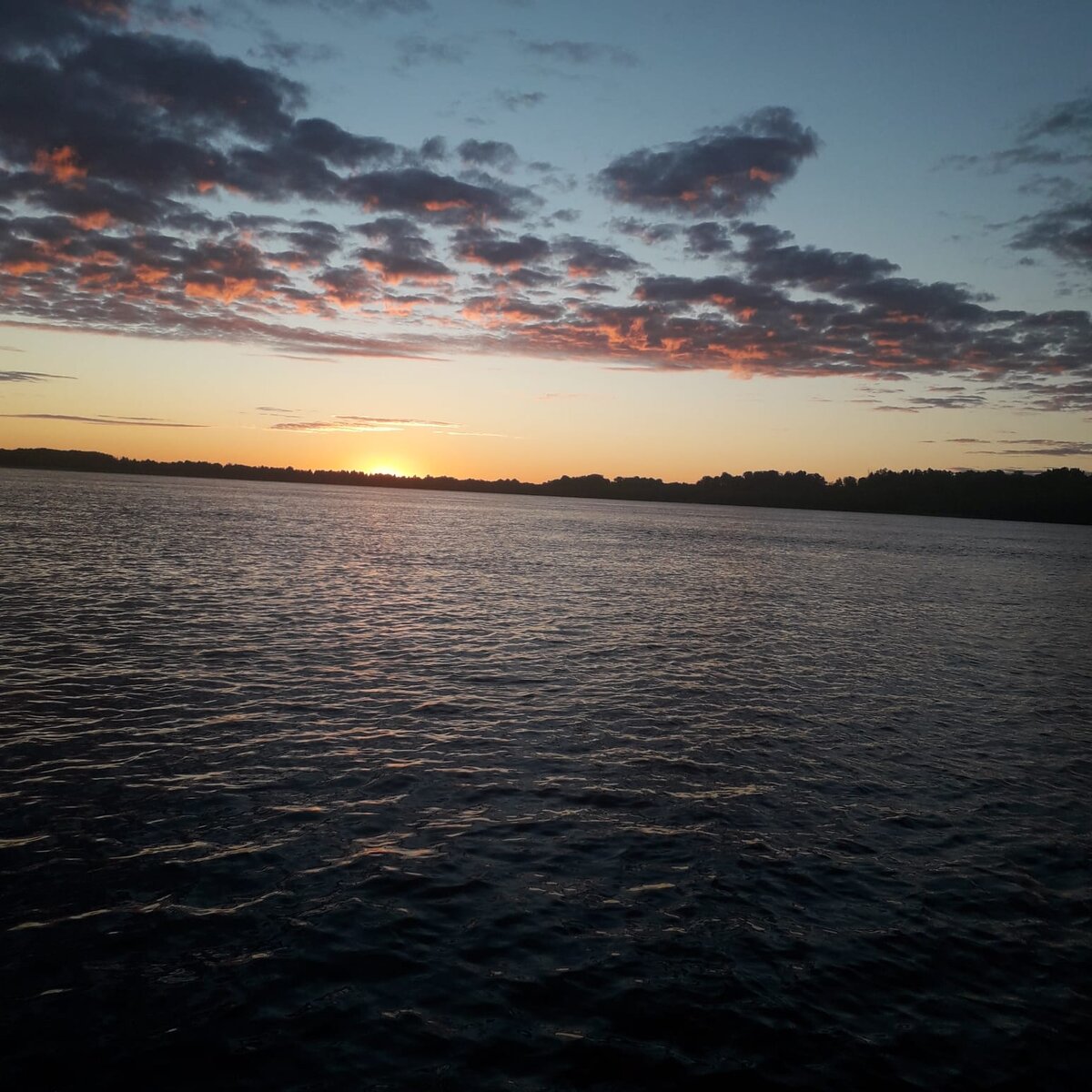 Рассвет над Обью ...Вид с "рабочей точки"..