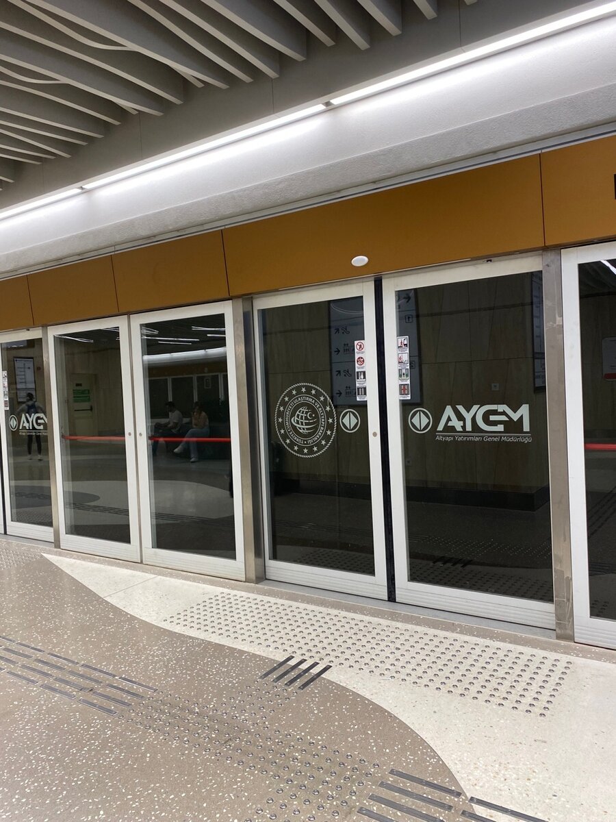 Метро в новом аэропорту Стамбула