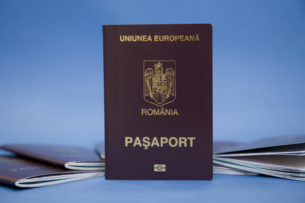 Получить паспорт Румынии