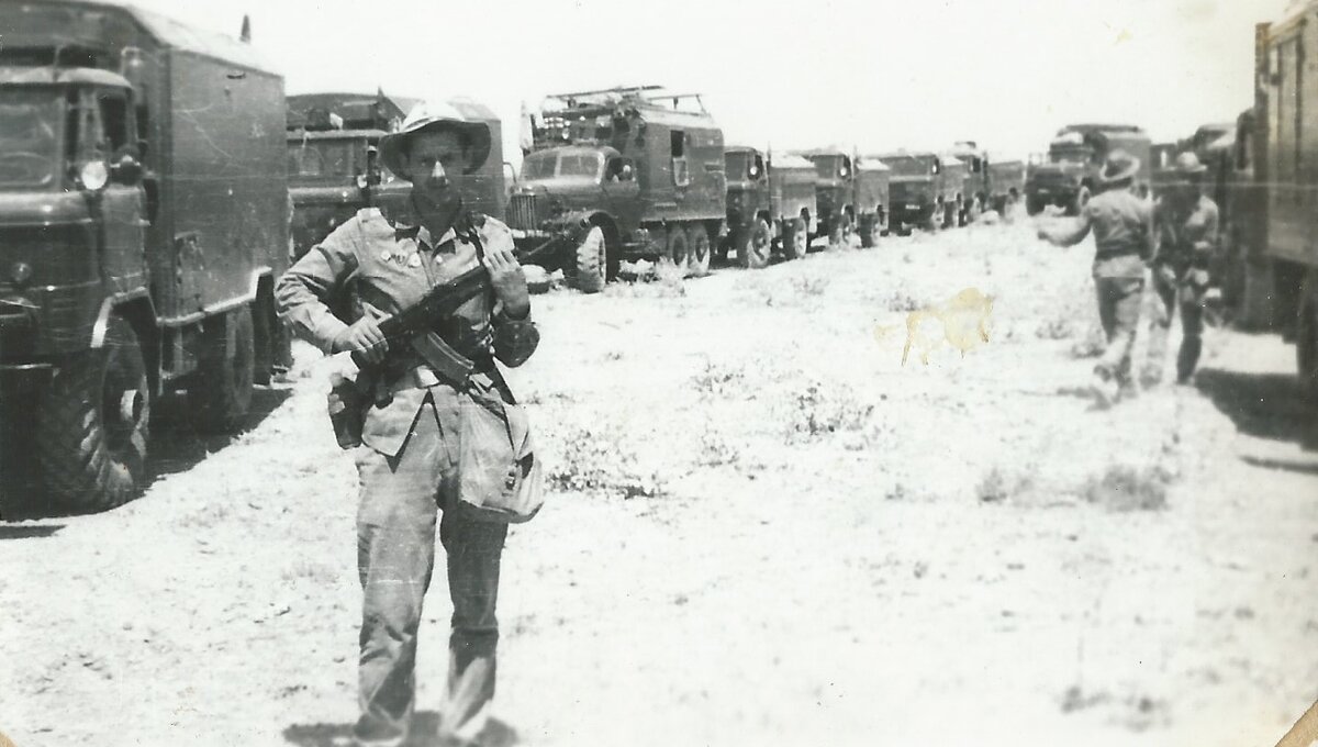 На фото: Туркестан. Колонна готова к движению