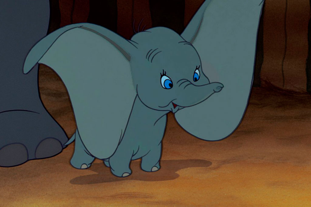 Кадр из мультфильма "Дамбо"