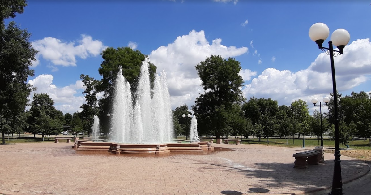 Погода в калининской. Станица Калининская Краснодарский край парк. Краснодарский край Калининский район станица Калининская. Станица Калининская фонтан. Станица Калининская достопримечательности.