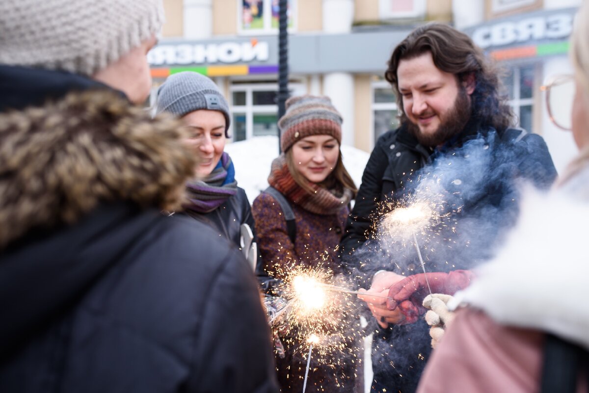 Туристы загадывают желания у одной из самых старых кофеен сегмента спешалти