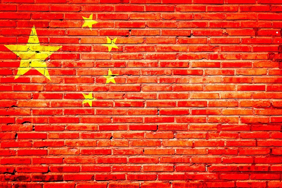 https://cdn.pixabay.com/photo/2017/09/01/12/51/china-2704112_960_720.jpg
