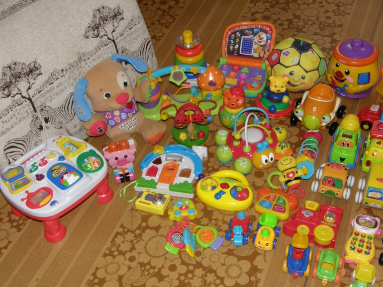 Игрушки для детей. Полезные игрушки. Развивающие игрушки для малышей. Полезные игрушки для детей.