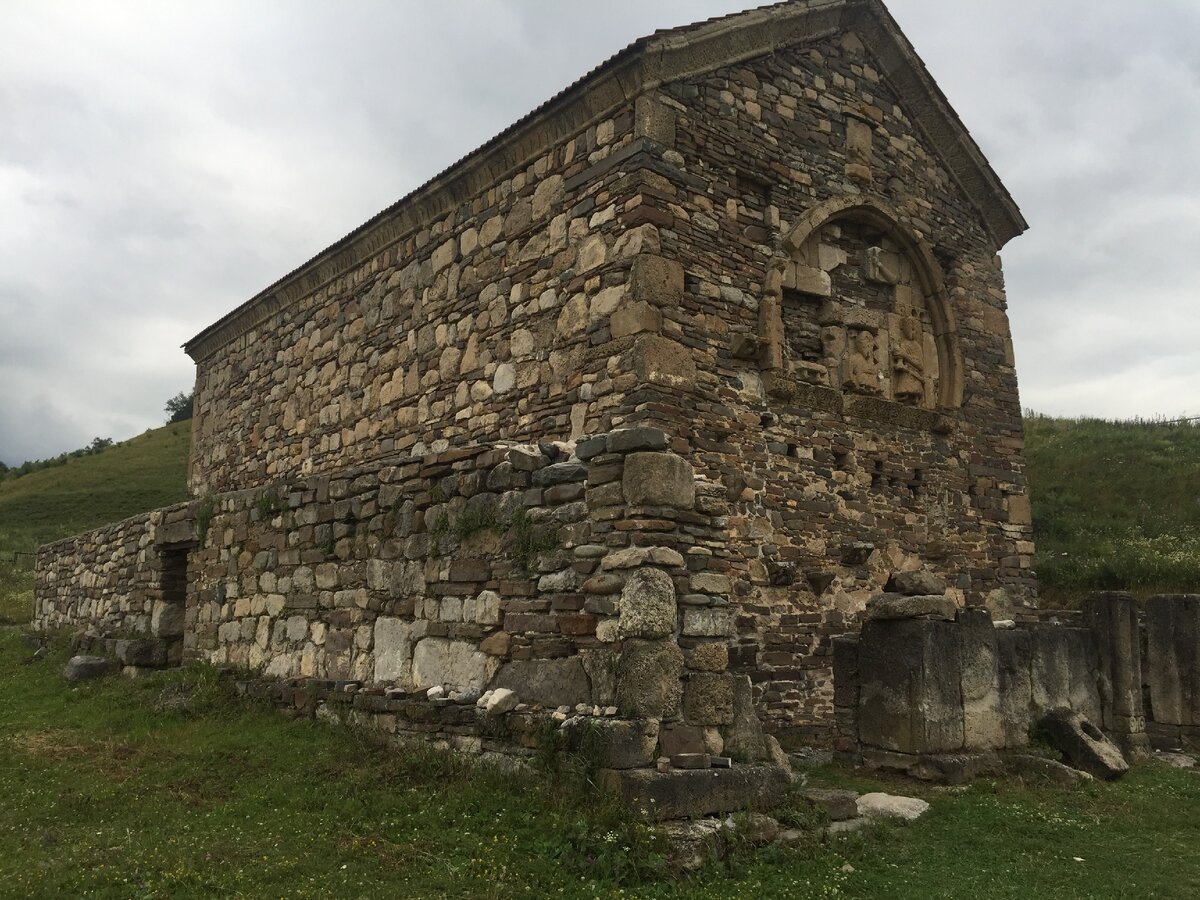 Древний христианский храм Тхаба-Ерды. Из личного архива